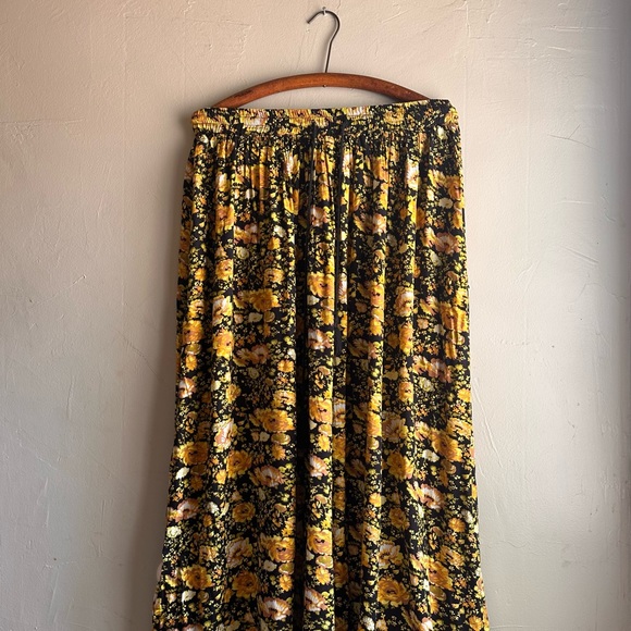Floral maxi skirt from Fabrik - Picture 3 of 7